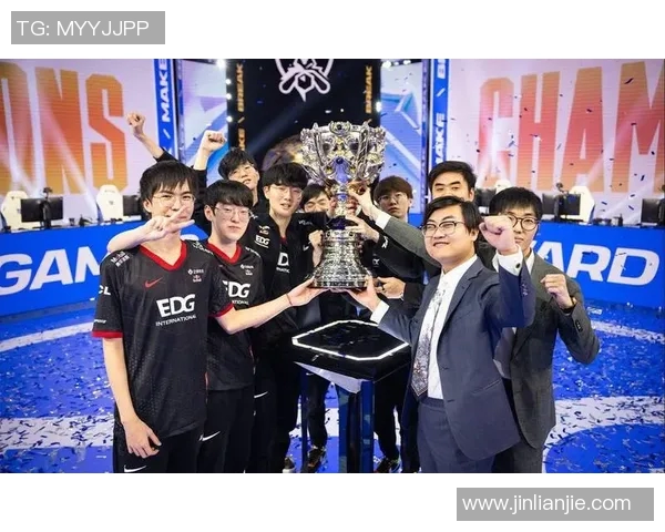 S15电竞总决赛精英赛积分榜揭晓EDG以84分稳居第一名 S15电竞总决赛精英赛积分榜揭晓EDG以84分稳居第一名